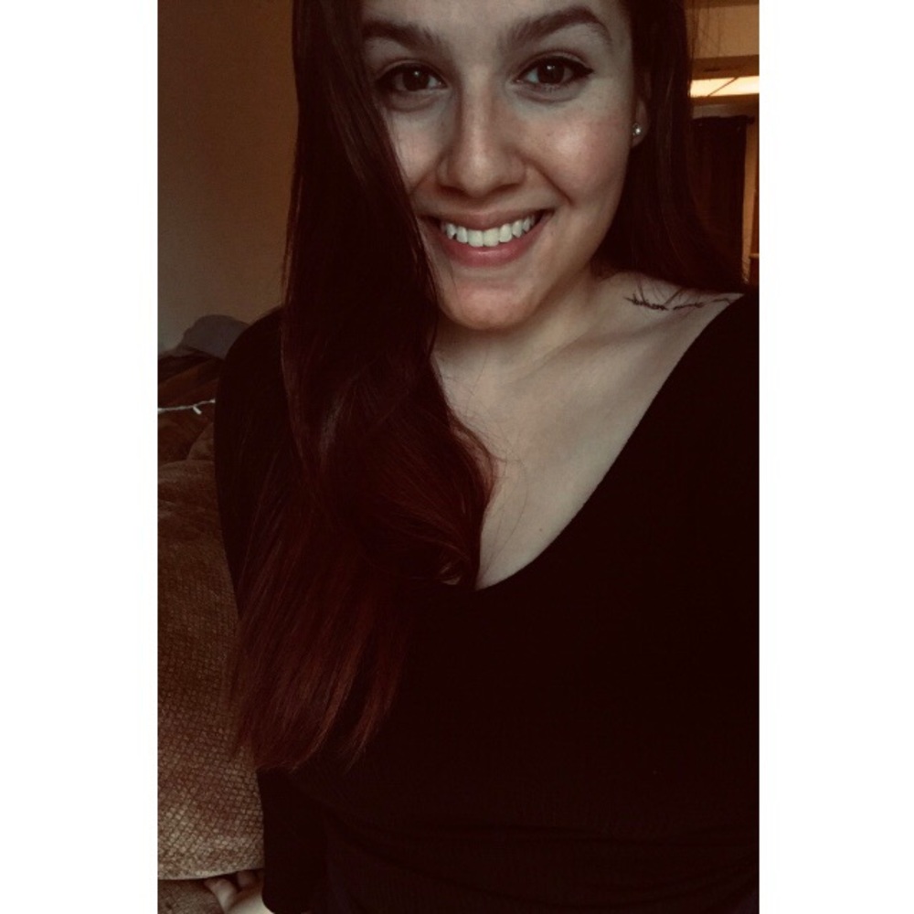 Meet your Posher, Nicole